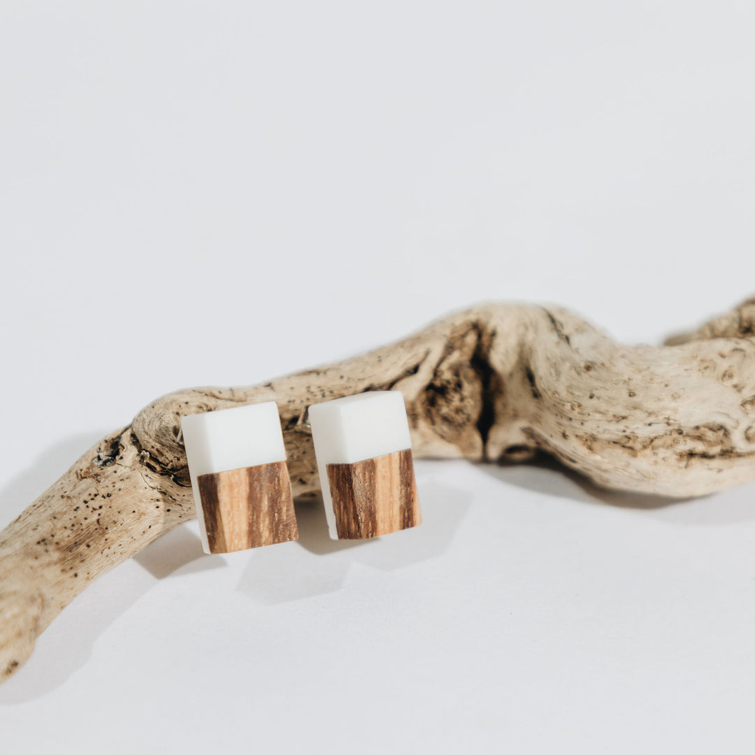 OHRRINGE KERAMIK HOLZ WEISS MATT/GLÄNZEND